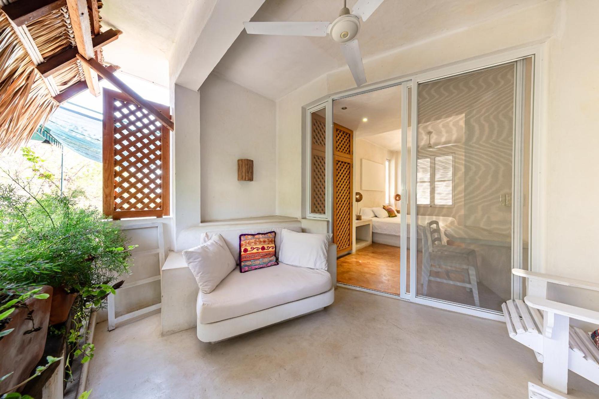 Villa Maria Bed And Breakfast ปูแอร์โตเอสกอนดิโด ภายนอก รูปภาพ