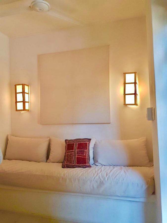 Villa Maria Bed And Breakfast ปูแอร์โตเอสกอนดิโด ภายนอก รูปภาพ